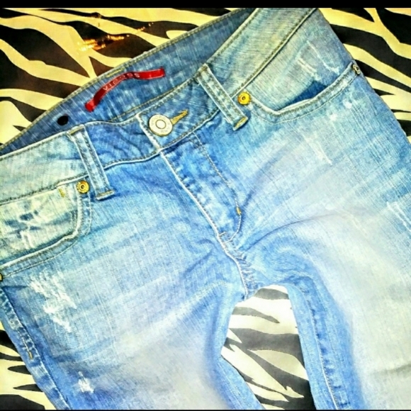 Vigoss Jeans Size 0 Skinny Leg Crop Distressed New - Picture 2 of 11